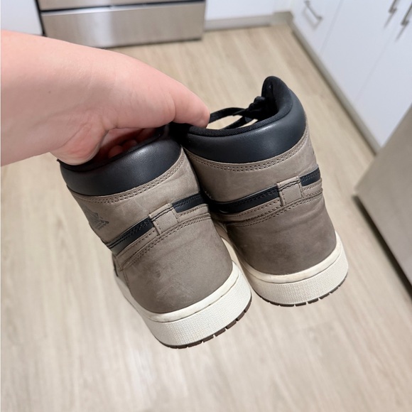 Jordan retro 1 high palomino - Picture 7 of 9